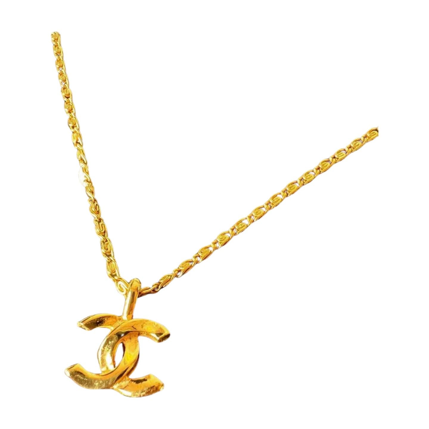 Chanel 1982 CC Logo Necklace - Le Look