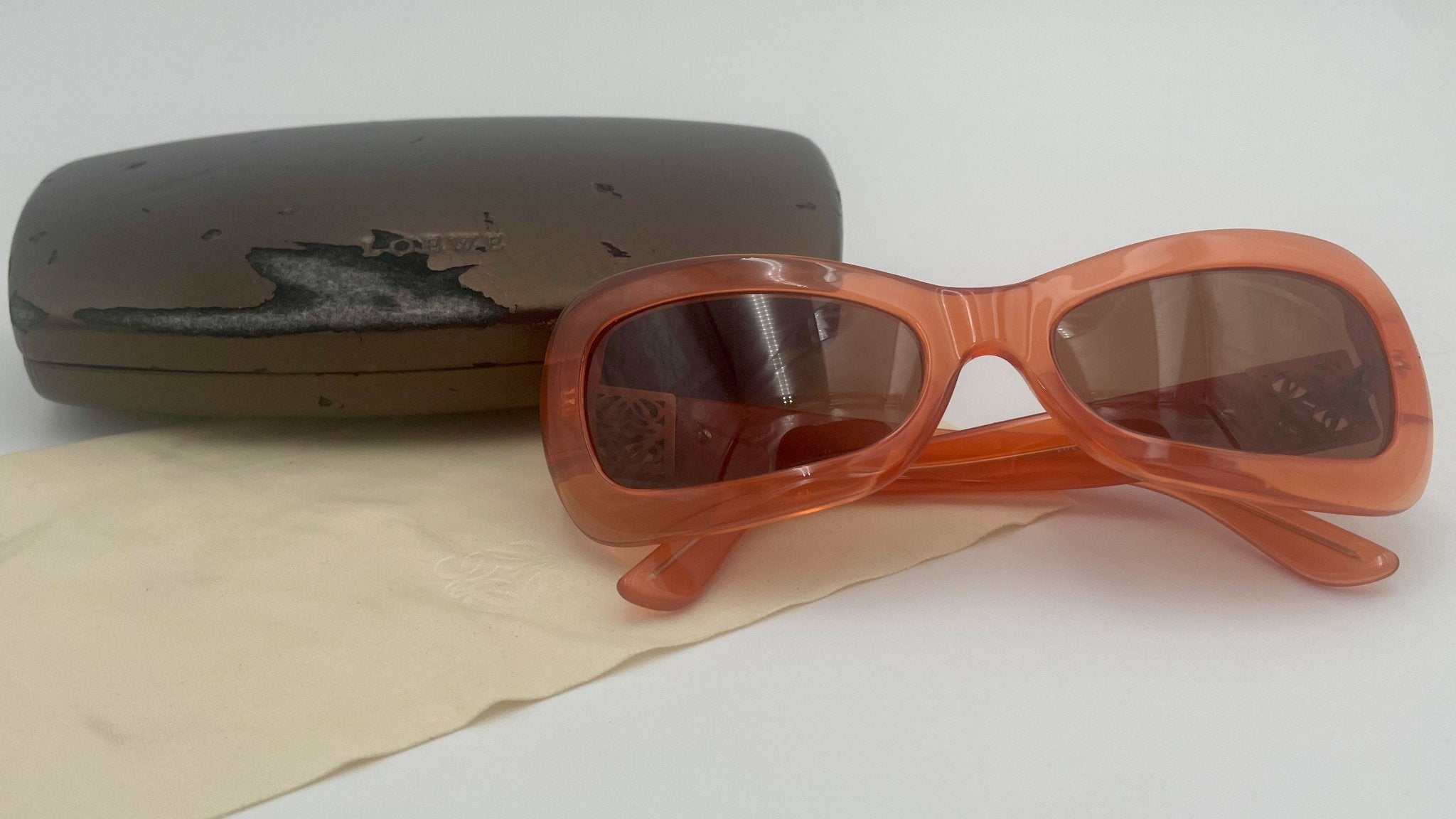 Loewe Anagram Sunglasses - Le Look