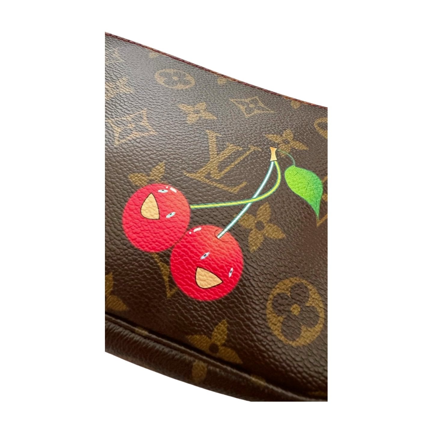 Louis Vuitton Cherry Pochette - Le Look