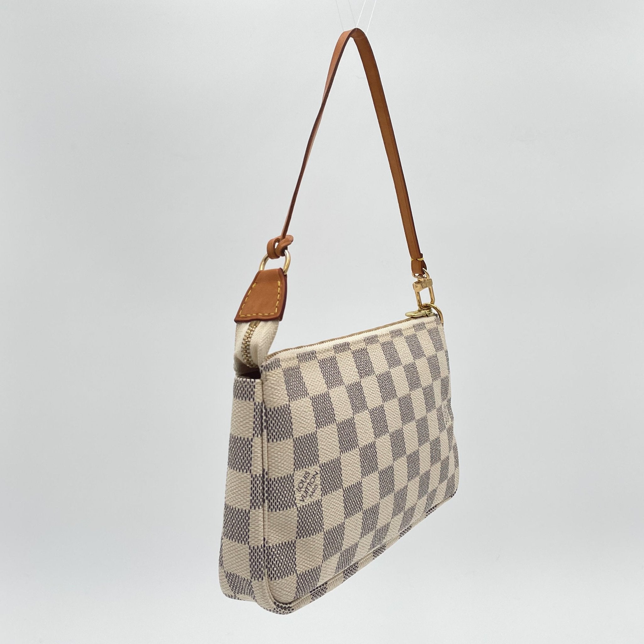 Louis Vuitton Damier Azur Pochette - Le Look