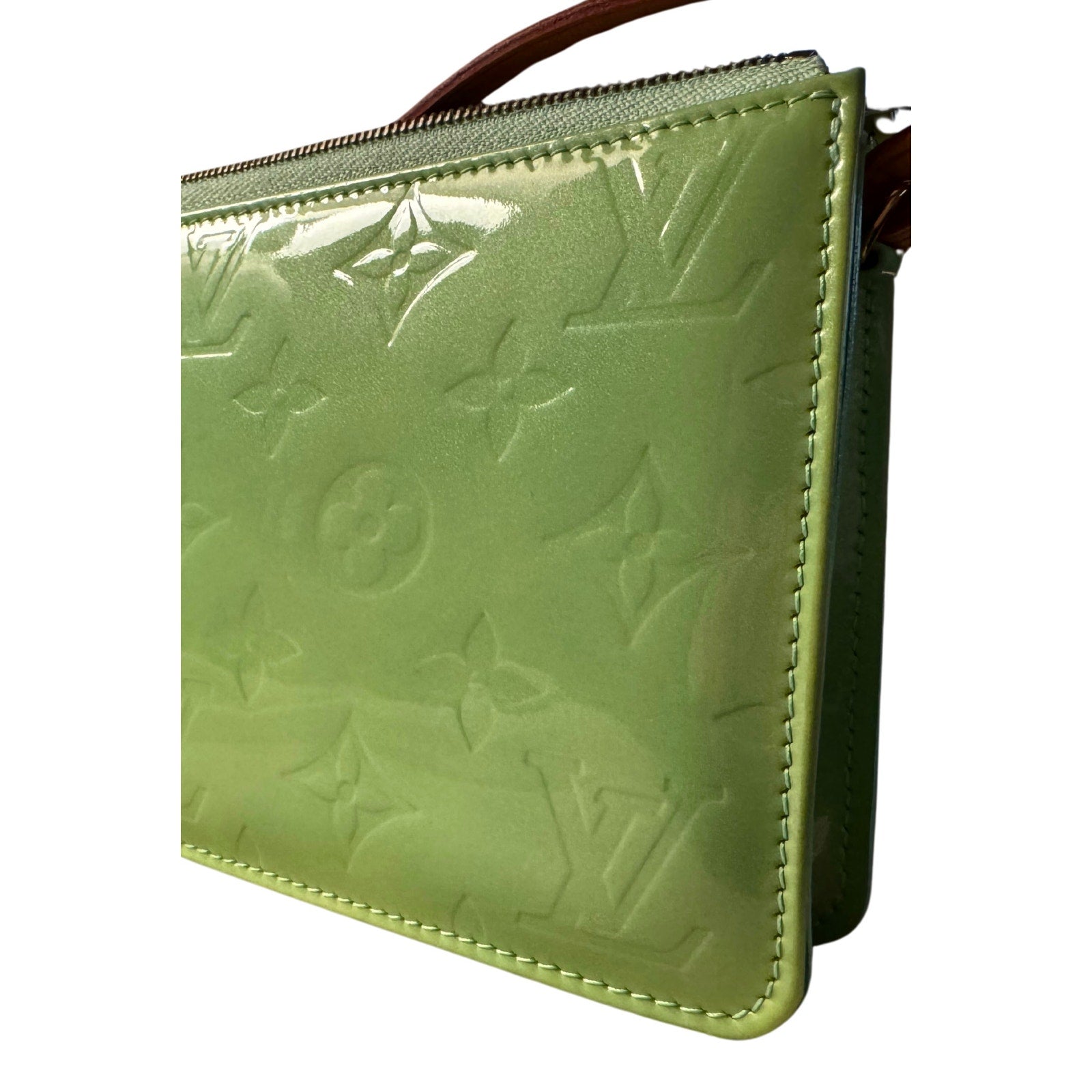 Louis Vuitton Lexington Pochette Monogram Vernis - Le Look