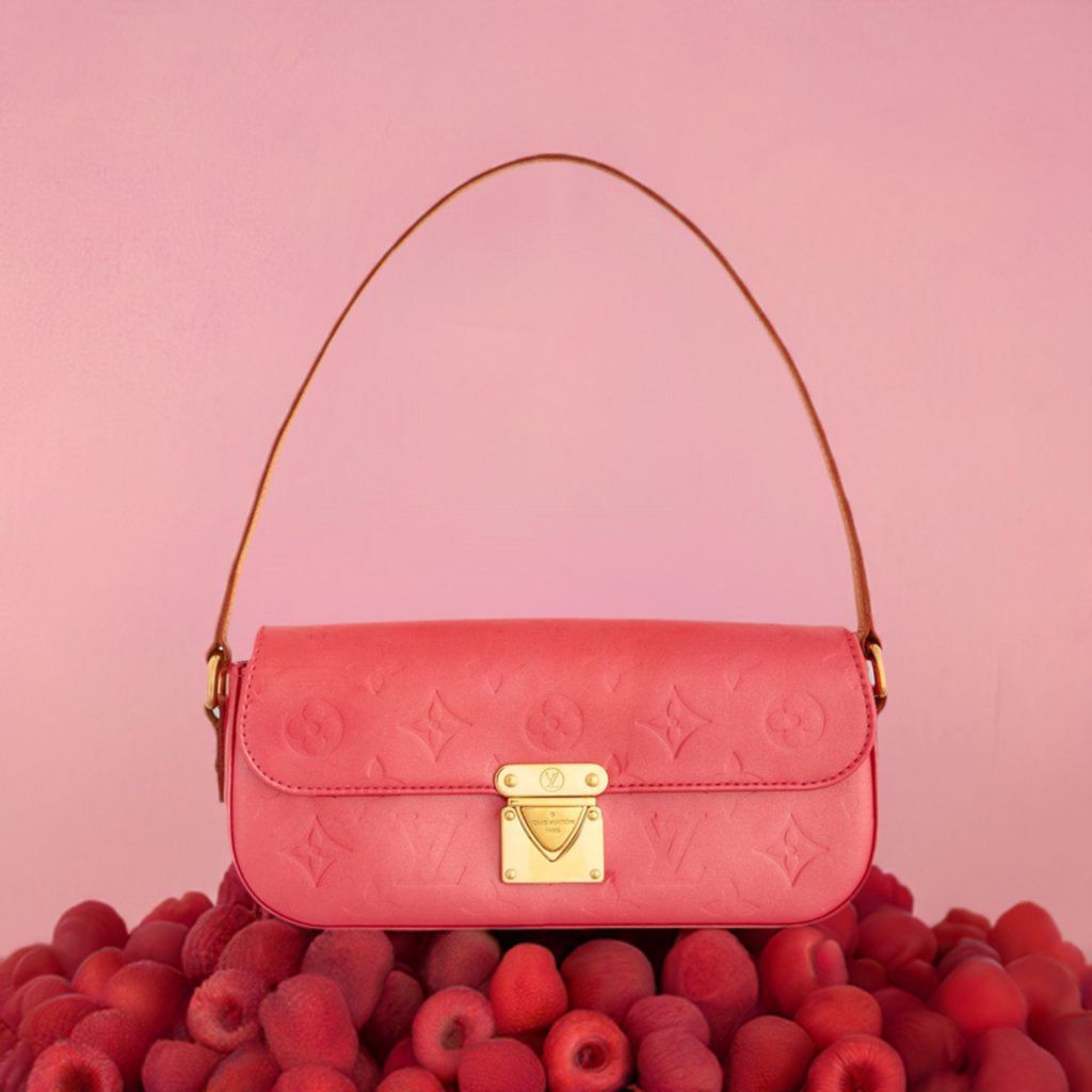 Louis Vuitton Malibu Vernis Framboise Pink - Le Look