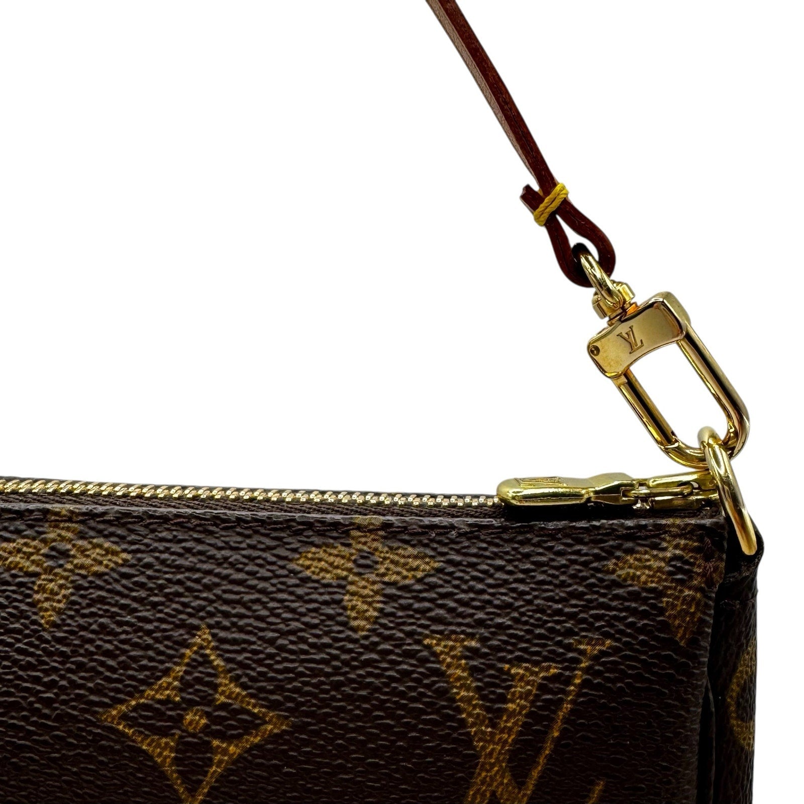 Louis Vuitton Pochette Accessoires Monogram Canvas - Le Look
