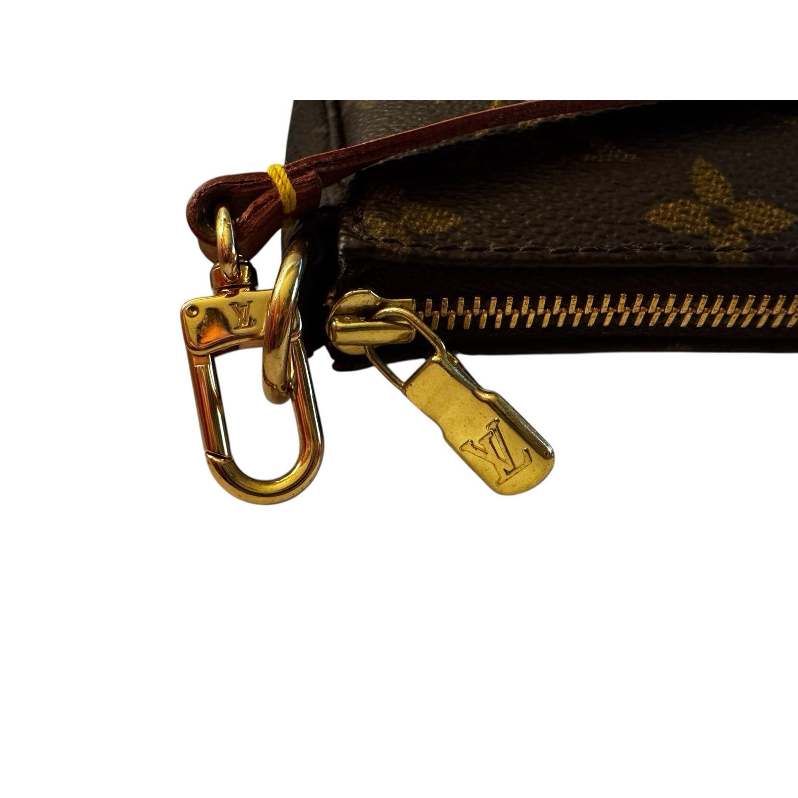 Louis Vuitton Pochette Accessoires Monogram Canvas - Le Look