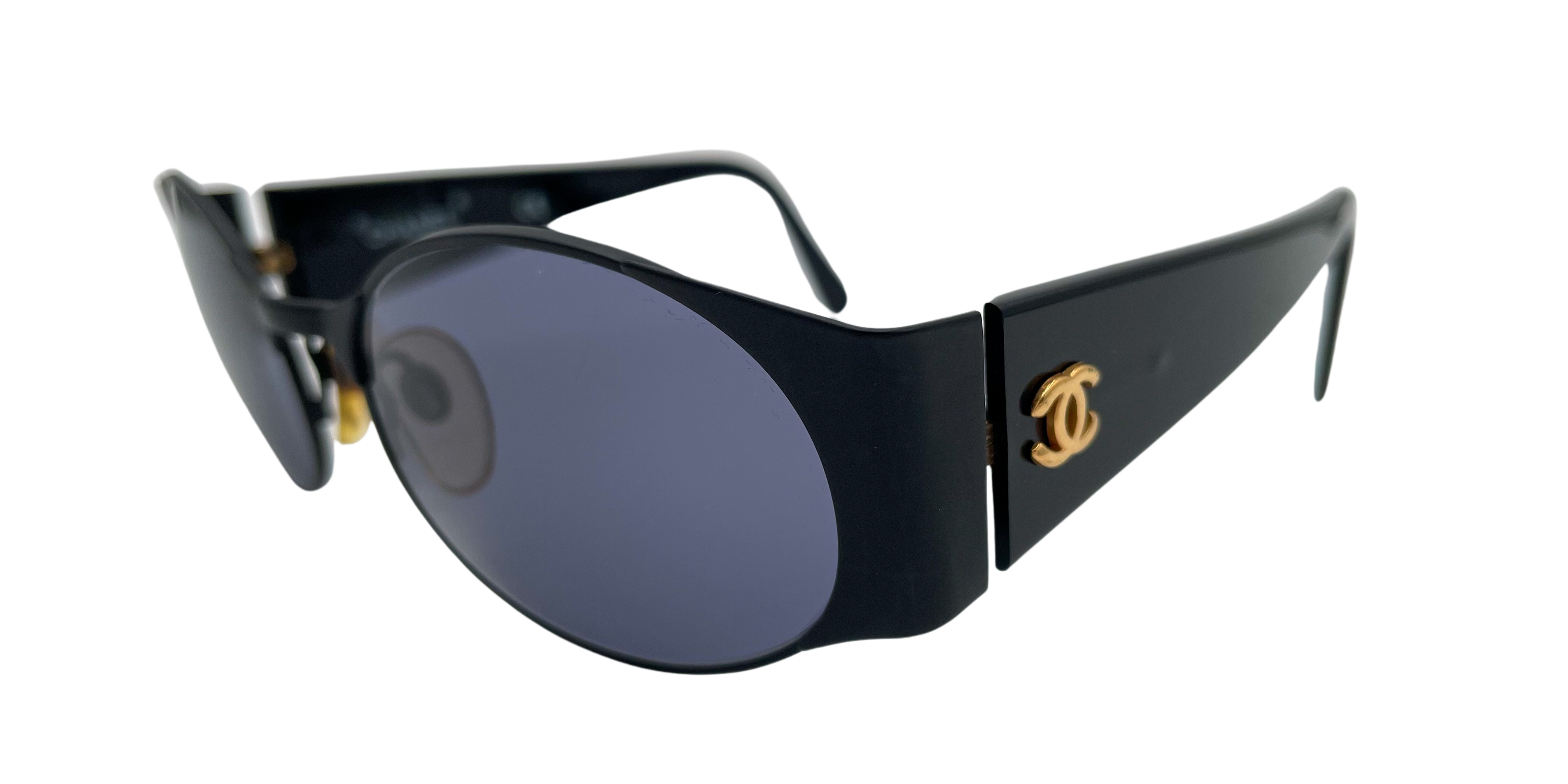 Chanel Black Oval 90s Sunglasses - Le Look