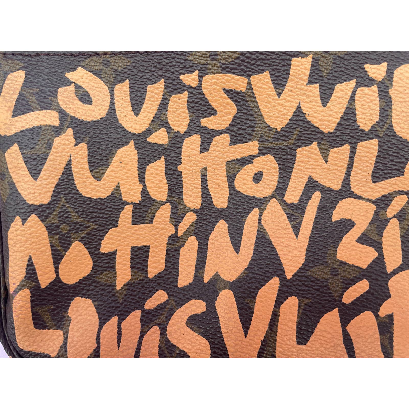 Louis Vuitton Stephen Sprouse Graffiti Pochette - Le Look