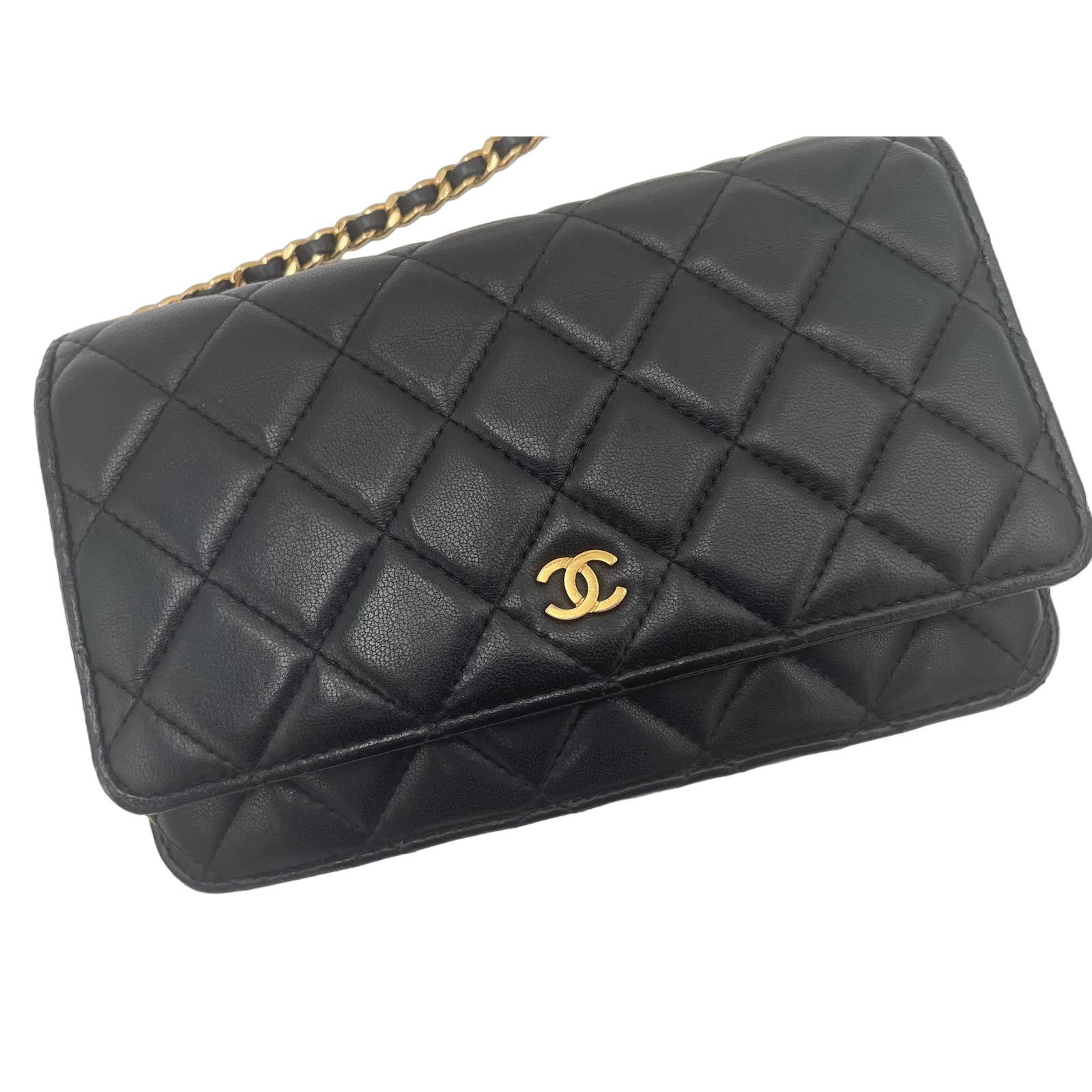 Chanel Classic Wallet on Chain - Le Look