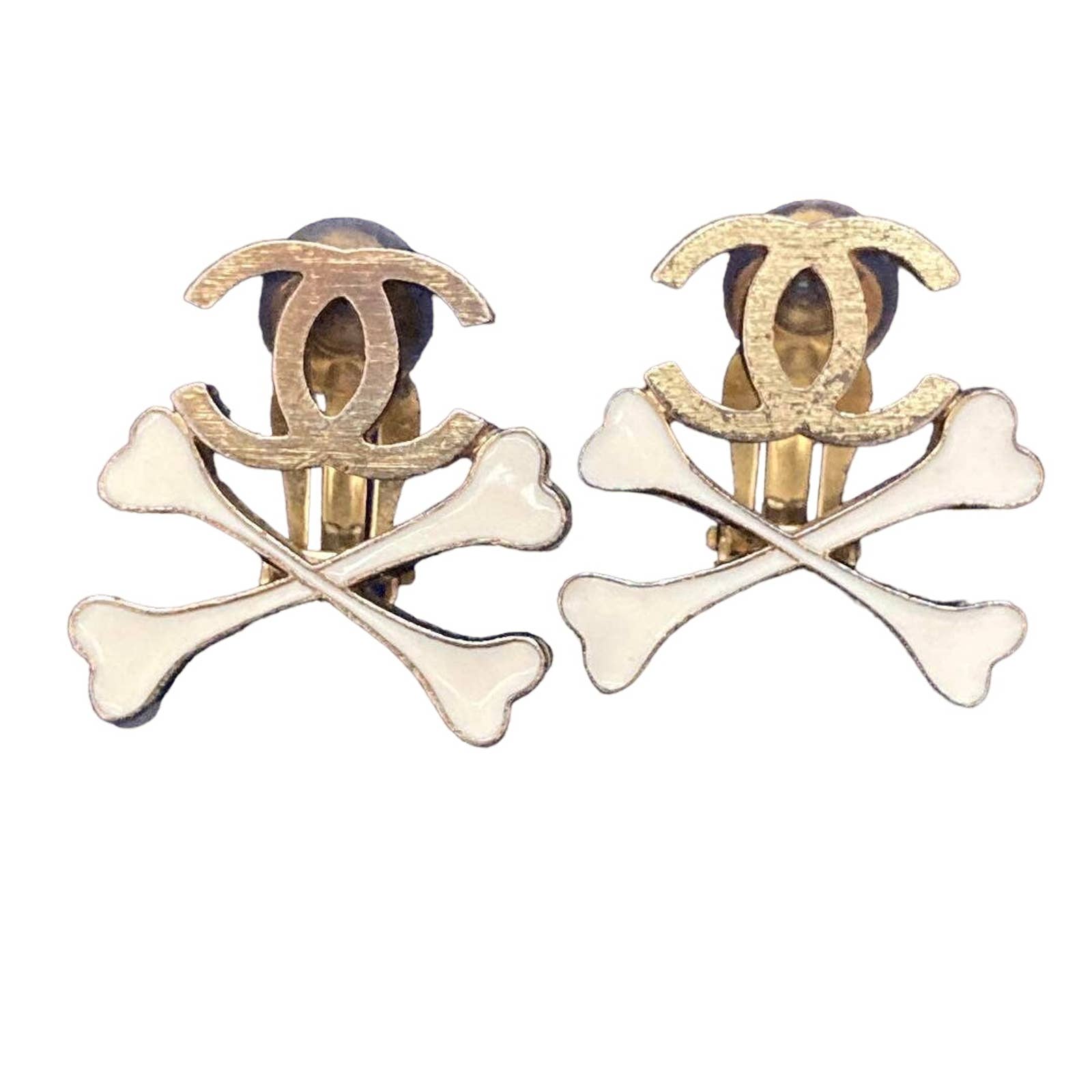 Chanel Coco Mark Crossbone Earrings - Le Look