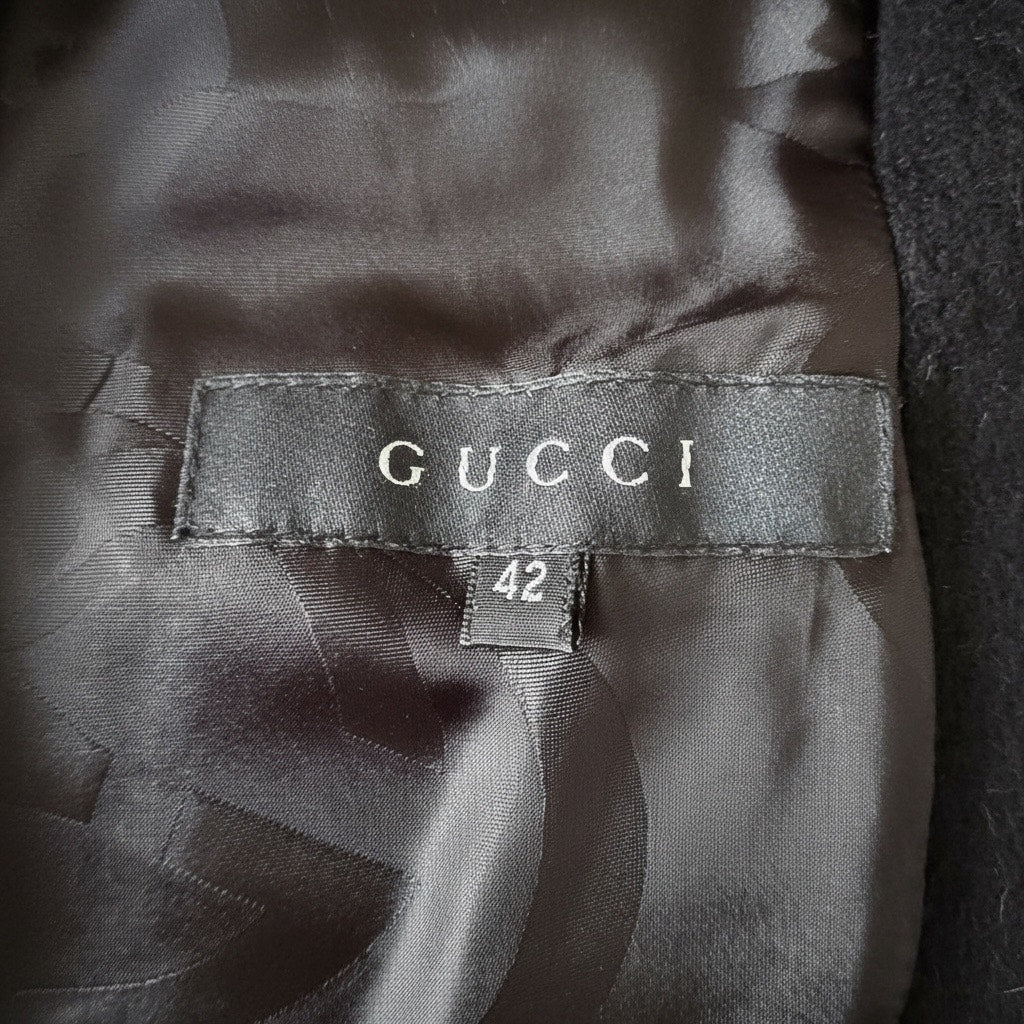 Gucci Black Coat Tom Ford 2003 - Le Look