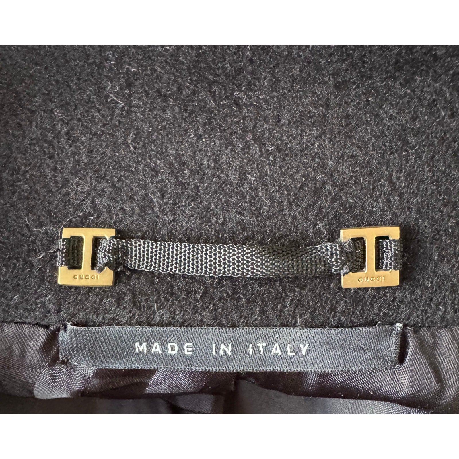 Gucci Black Coat Tom Ford 2003 - Le Look