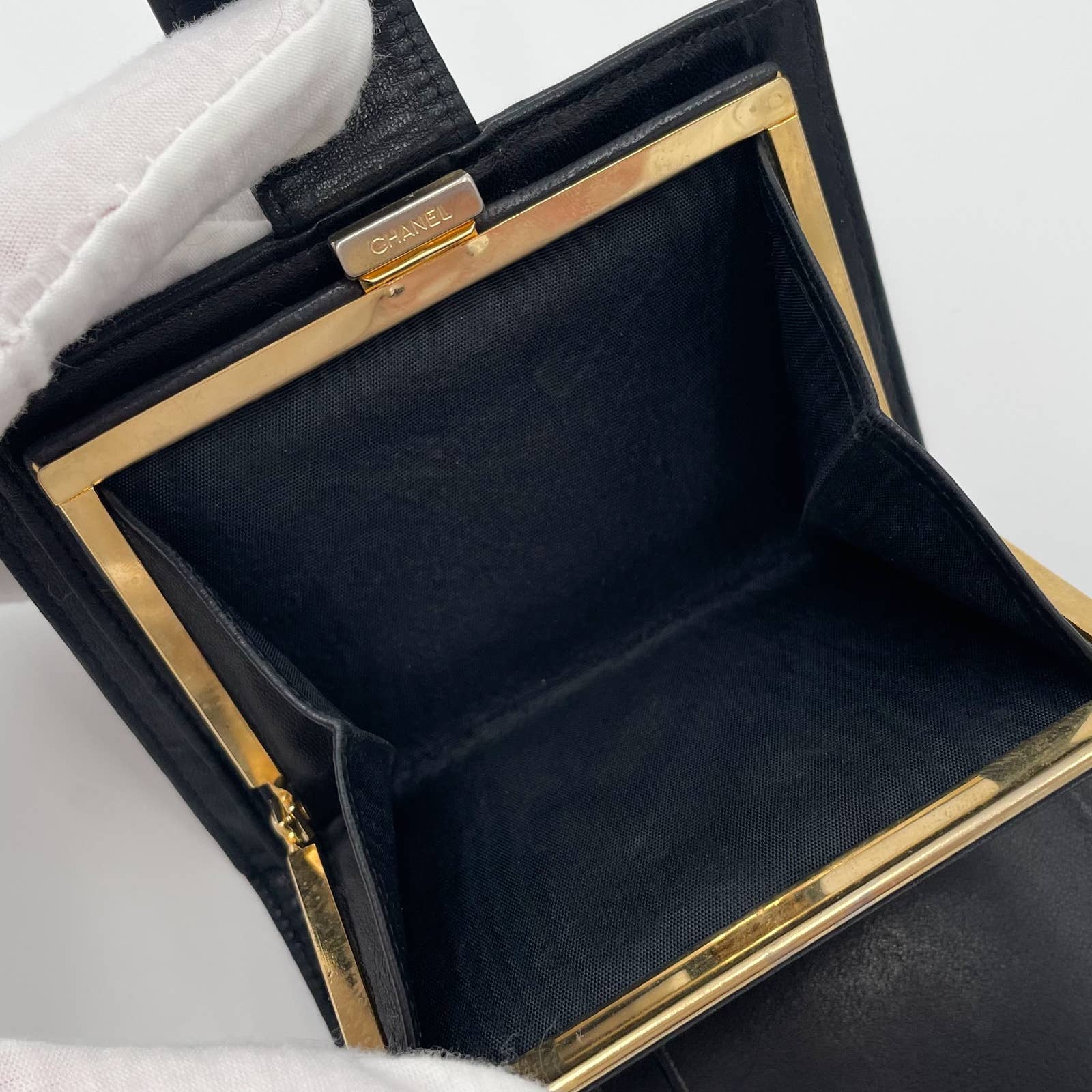 Chanel Classic Wallet Black - Le Look
