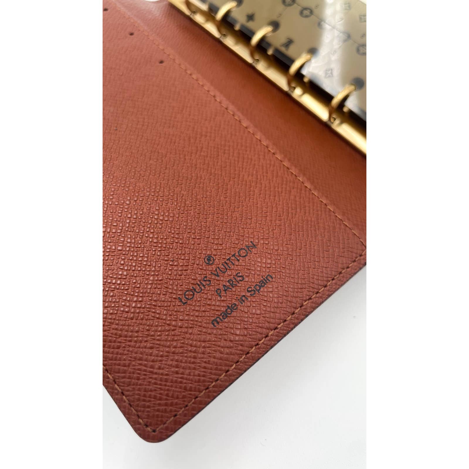Louis Vuitton Agenda Monogram Canvas - Le Look